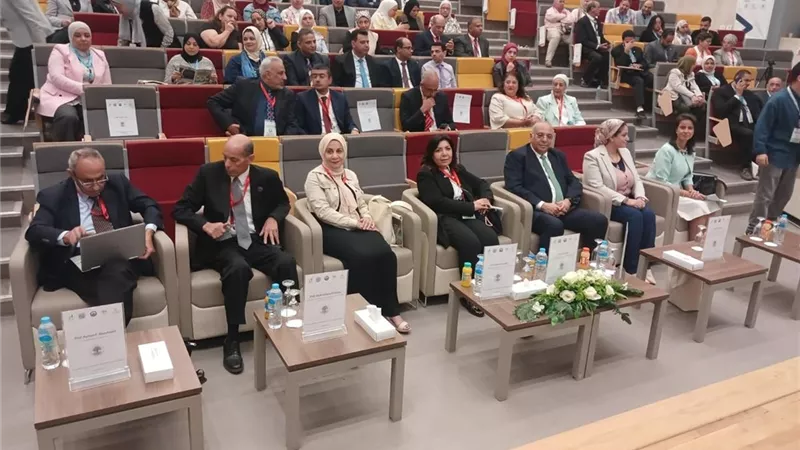 رئيس بحوث الصحراء يشارك في المؤتمر الدولي لصون الطبيعة والموارد الوراثية