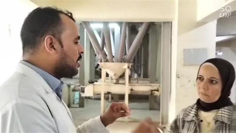 جولة تفقدية لـ«تموين البحيرة» داخل مطحن سلندرات كفر الدوار لمتابعة سير العمل
