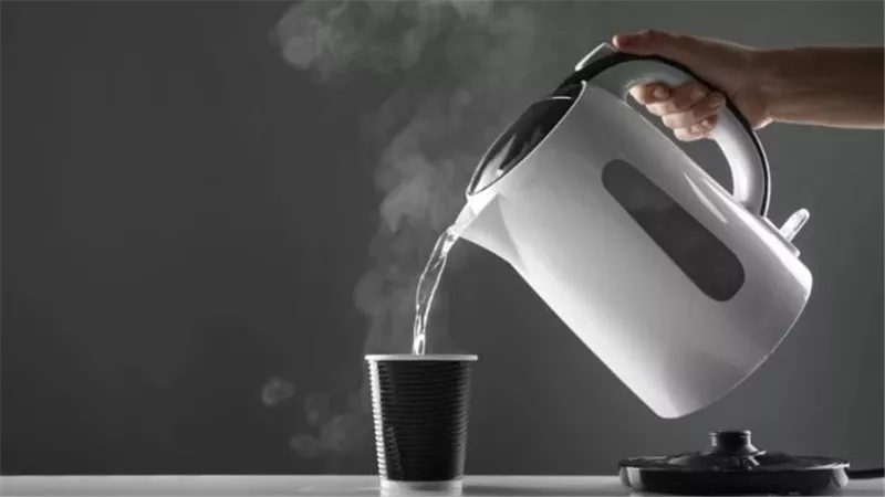بخطوات سهلة..  كيفية تنظيف الترسبات الكلسية من الغلاية؟