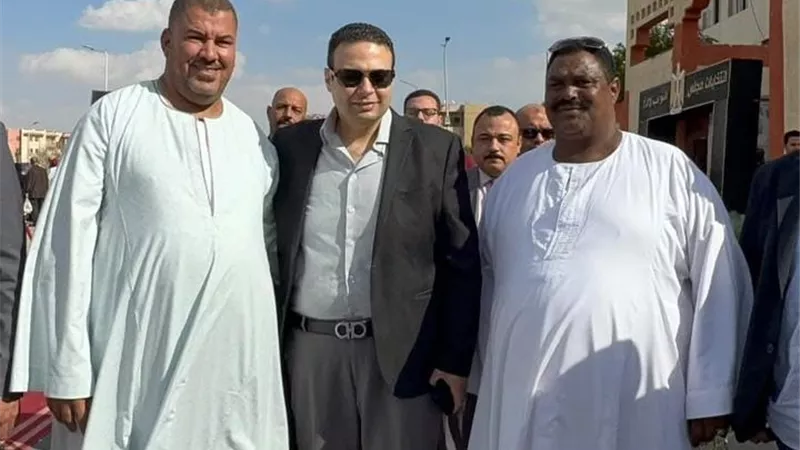رئيس حزب العدل يواصل جولاته التفقدية لليوم الثاني من التصويت بمدينة الشروق