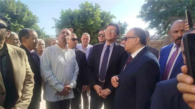 وزير الثقافة يتفقد المنشآت الثقافية بأسيوط ويؤكد استمرار تطوير المواقع الثقافي