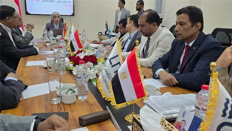 اعتماد جداول امتحانات البكالوريوس النظرية والتطبيقية بجامعة الأقصر الأهلية