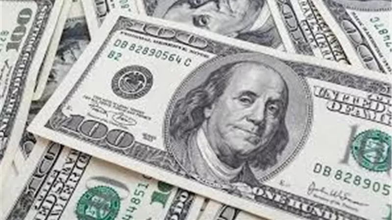  استعراض سعر الدولار اليوم في 10 بنوك في السوق المصرية