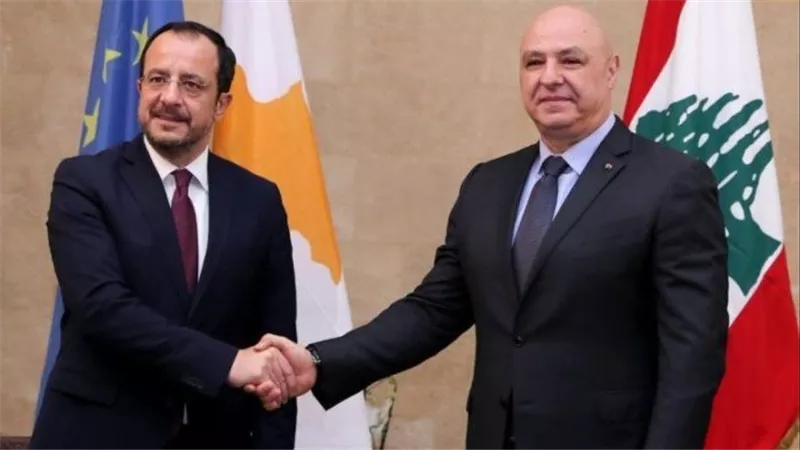 بعد سنوات من التعطيل.. لبنان يوقع اتفاق ترسيم الحدود مع قبرص لإنعاش الاقتصاد