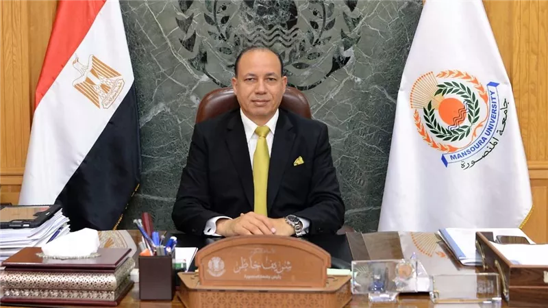 رئيس جامعة المنصورة يجدد اعتماد كلية علوم الرياضة وثلاث برامج أخرى 