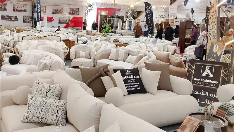 بمشاركه 30 صانعا للأثاث.. إقبال كبير على معرض الأثاث الدمياطي