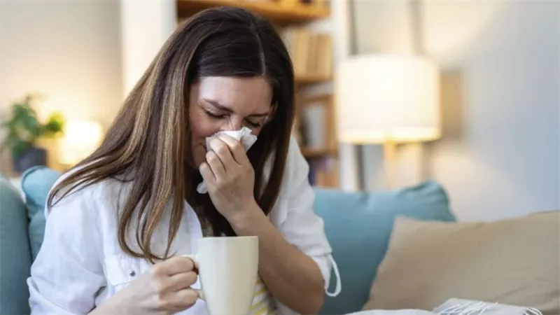 اكتشاف جديد.. المناعة تقلل من القدرة على التواصل الاجتماعي أثناء المرض