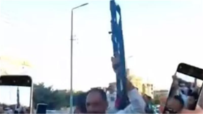 أنصار مرشح في الشرقية يثيرون القلق.. والشرطة تدخل فورا | صور