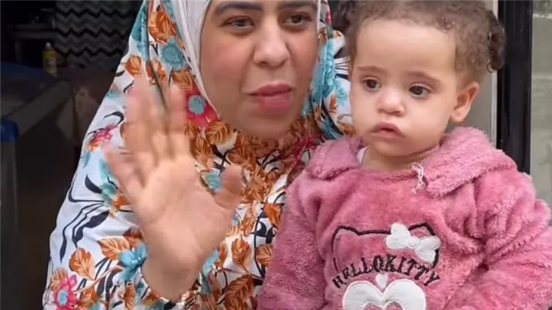 أم مكة تعود للأضواء بغرامة 100 ألف جنيه:« أهلا بالخميس وتعالوا شوفوا العروض»