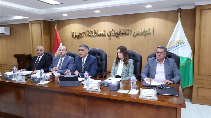 محافظ الجيزة: يشدد على رفع كفاءة النظافة وتكثيف حملات الإشغالات 