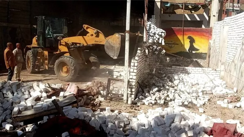بالصور.. إزالة 7255 حالة تعد على أملاك الدولة والأراضي الزراعية بسوهاج 