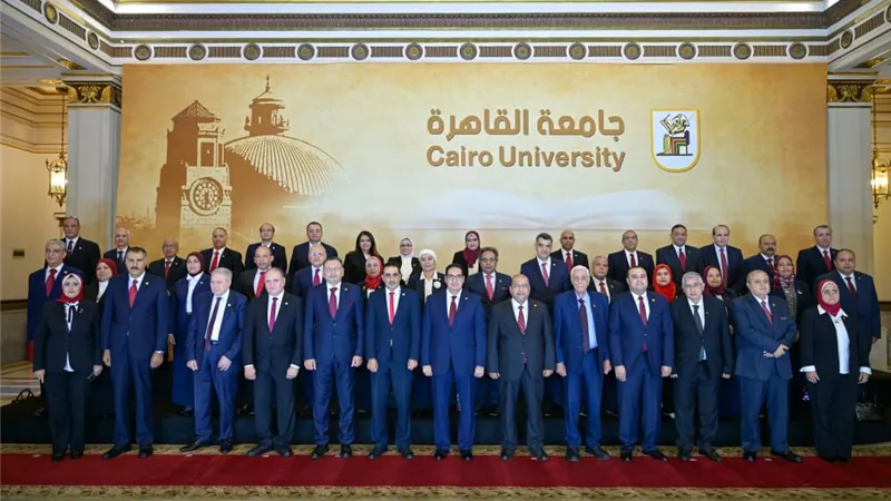 جامعة القاهرة تستعرض إشادة الرئيس بالمشاركين بالمُعايشة بالأكاديمية العسكرية 