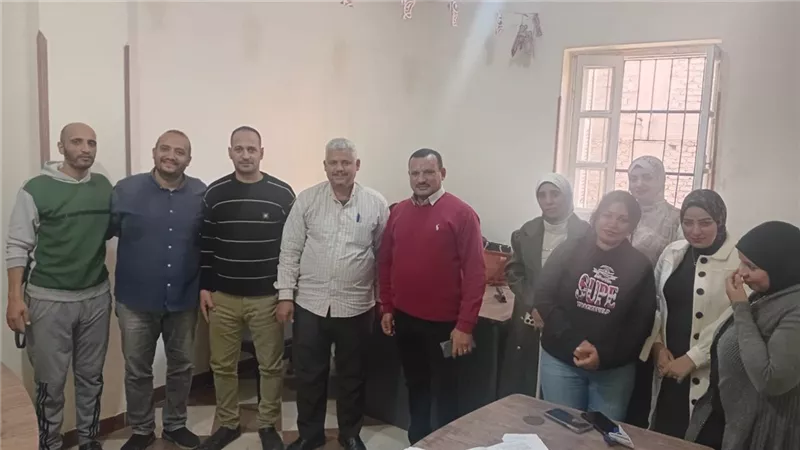 محافظ أسيوط: مديرية العمل تنظم ندوتين تثقيفيتين لرفع الوعي القانوني لدى العامل