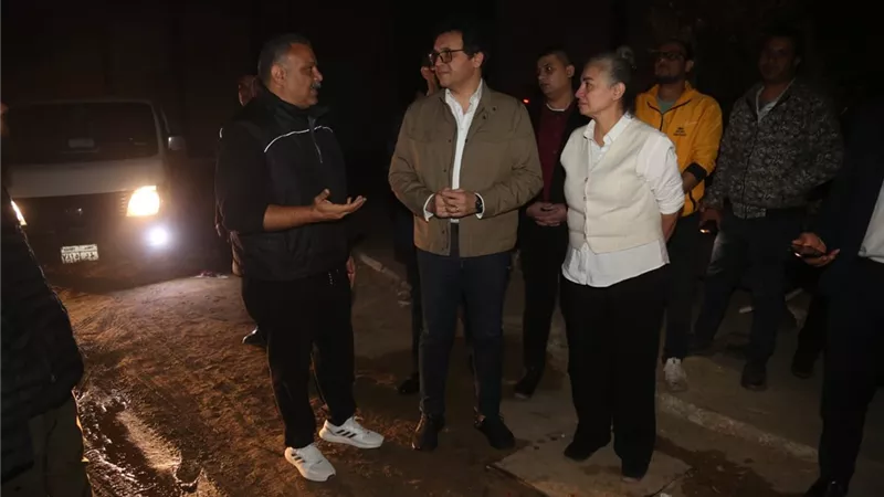 وزير الثقافة يتفقد موقع حريق ديكورات مسلسل «الكينج» باستديو مصر