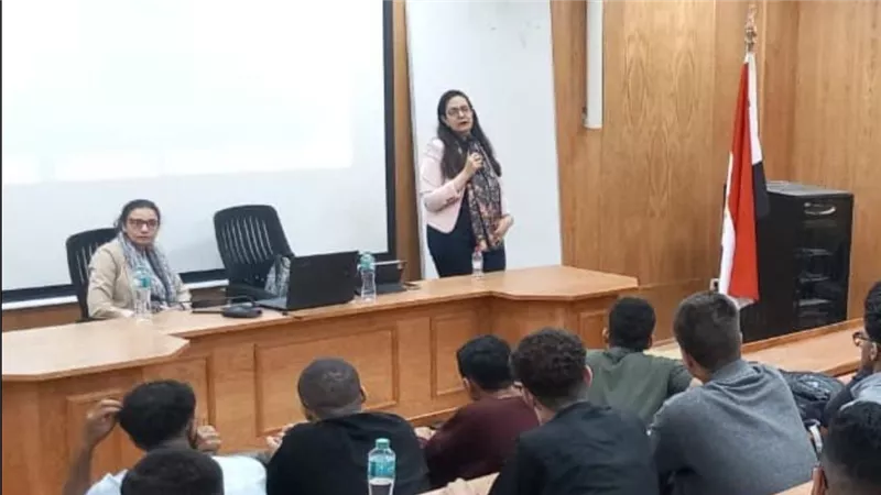 جامعة القاهرة الأهلية تنظم ندوة بشأن «الأشكال الحديثة للإدمان والغزو الفكري»