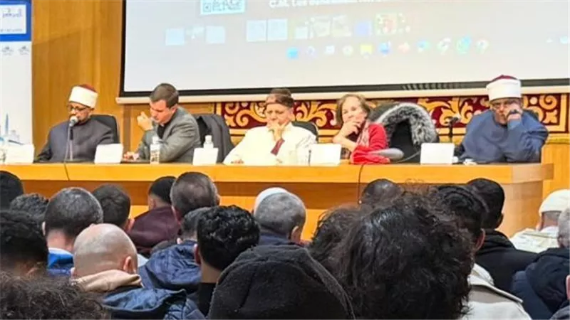 شومان من مؤتمر «مدريد»: الأزهر يتبنى خطابا عالميا يرسخ الوعي الفكري الآمن