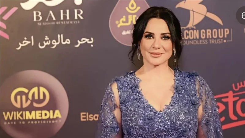 سلاف فواخرجي تعرب عن سعادتها بتكريمها في ملتقى التميز والإبداع