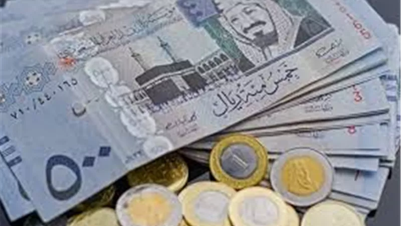  استقرار سعر صرف الريال السعودي مقابل الجنيه اليوم الأثنين 1 ديسمبر 2025