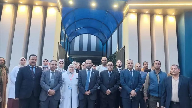 توجيهات صارمة بتوحيد مخزون الأدوية ودعم الكوادر الطبية في مستشفى صدر أسيوط