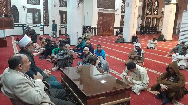 نظمتها أوقاف أسيوط..جلسة علمية في تفسير سورة المائدة ضمن برنامج الكرسي العلمي 