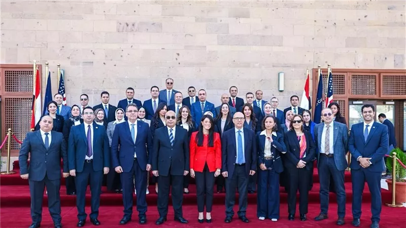وزيرا «التخطيط والعدل» يشهدان تكريم القاضيات والقضاة خريجي البرنامج التدريبي