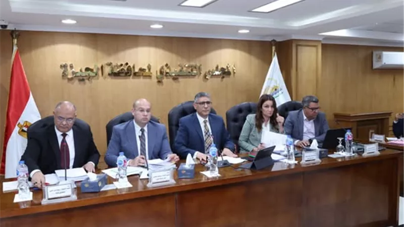 محافظ الجيزة يعلن إطلاق مسابقة دورية لاختيار أفضل الأحياء والمراكز والمدن