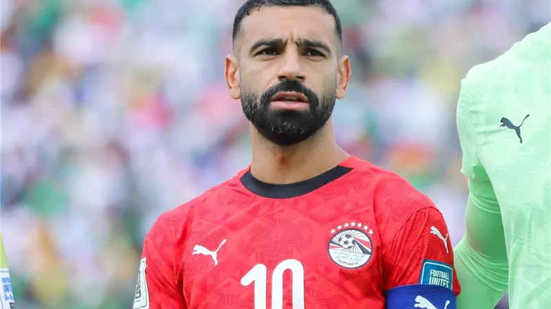 آرني سلوت يعلن موعد انضمام محمد صلاح إلى منتخب مصر استعدادًا لبطولة كأس الأمم