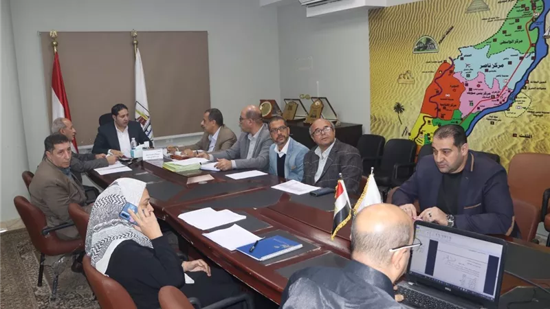 نائب محافظ بنى سويف يشدد على الالتزام بمعايير الدقة وتحقيق مصلحة الدولة 