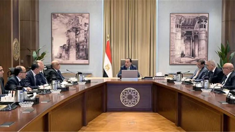 رئيس الوزراء يُتابع جهود حل مشكلات المستثمرين وتحسين مناخ الاستثمار