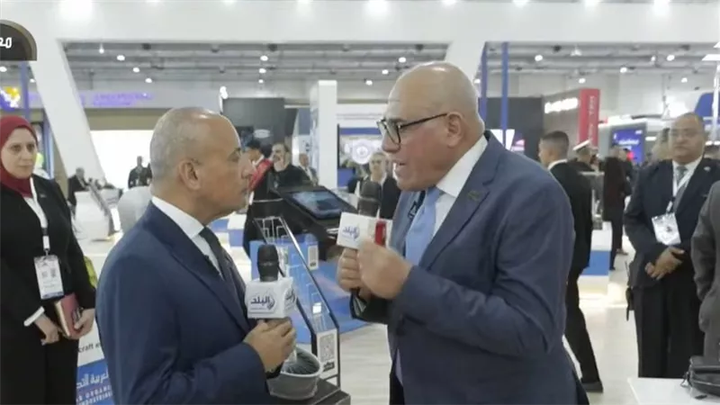 «عبد اللطيف»: دعم كبير من السيسي لتعزيز التعاون مع الشركات لتصنيع المقاتلات 