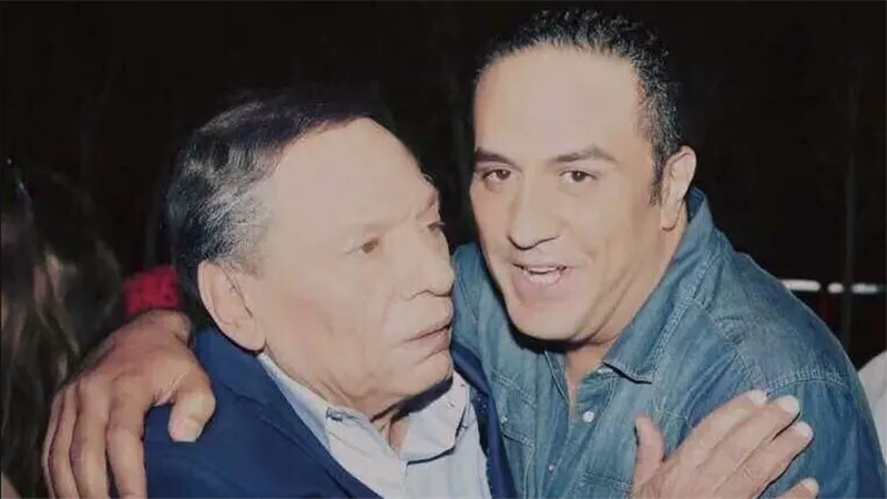 إدعوا لها بالرحمة .. خالد سرحان ينعى شقيقة الزعيم عادل إمام 
