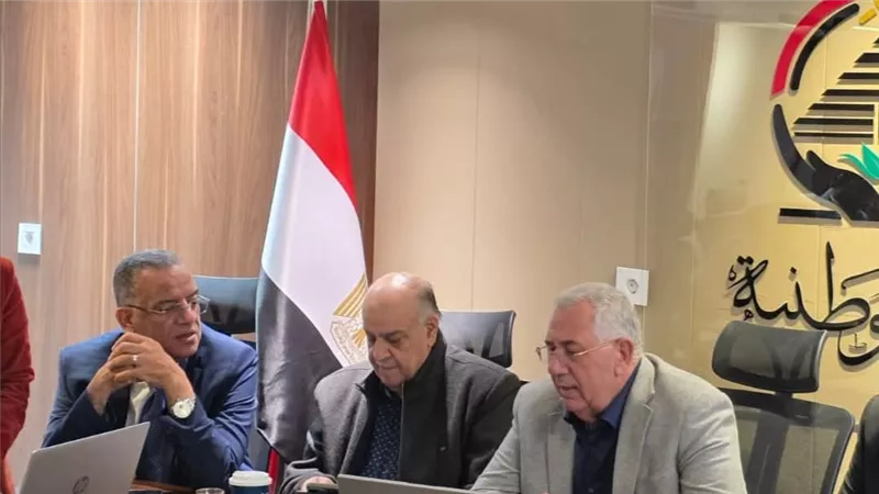 القصير يتابع سير التصويت في انتخابات الدوائر الملغاة بمحافظات المرحلة الأولى