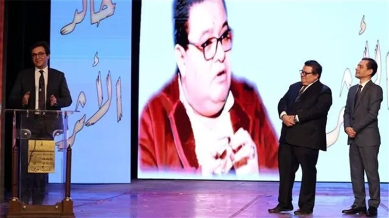 في احتفالية بالمسرح القومي .. وزير الثقافة يكرم المخرج خالد جلال 