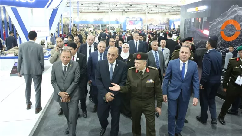 وفد “دفاع الشيوخ” يزور معرض “إيديكس 2025” ويشيد بجناح الهيئات المصرية