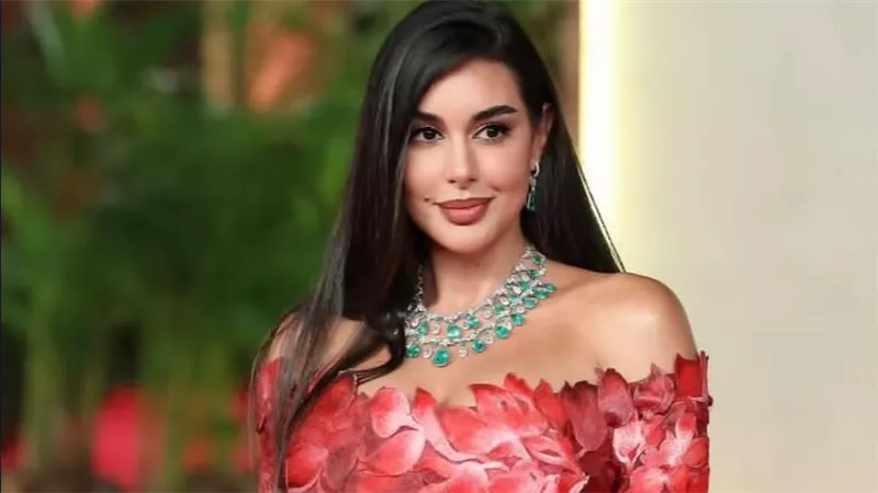 غير موفقة.. ناقد موضة يعلق على إطلالة ياسمين صبري بمهرجان البحر الأحمر 