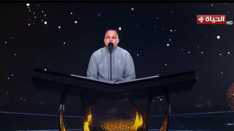 الأزهري يثني على قراءة محمود السيد عبد الله في 