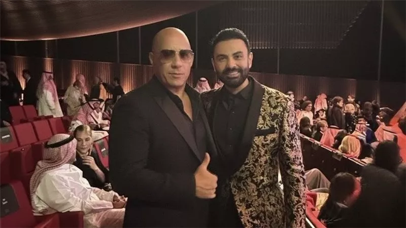 هل يتعاونان سويا.. محمد كريم ينشر صورته مع فان ديزل ويشوق جمهوره: أخبار رائعة 