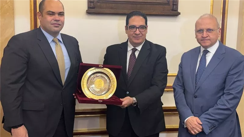 بروتوكول تعاون بين «حماية المنافسة» و«كلية الحقوق بجامعة القاهرة»
