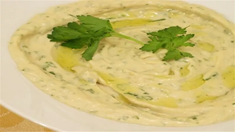 بمكونات بسيطة طريقة عمل سلطة الطحينة بالمنزل.. طعم شهي ولذيذ