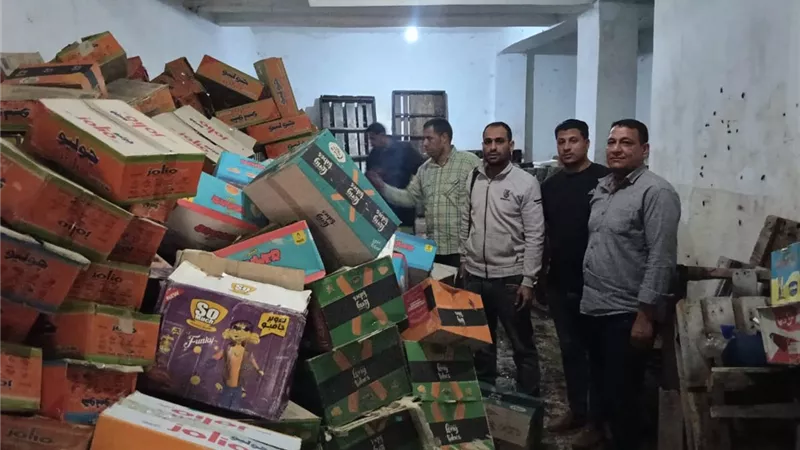 ضبط 13.5 طن أغذية فاسدة في حملات موسعة بحوش عيسى بالبحيرة