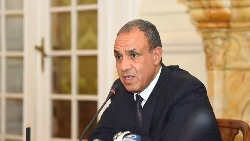وزير الخارجية: أطلعت لافروف على الجهود المصرية لتخفيف المعاناة في السودان