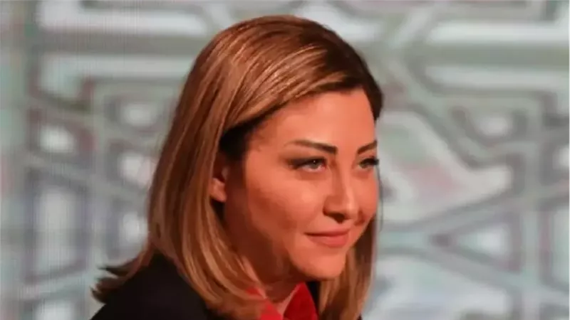 تسريبات العربية: لونا الشبل حاربت الجميع لتبقى سيدة القرار بالقصر السوري