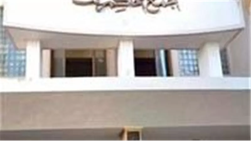 السجن 3 سنوات لعاطل سرق الأسلاك الكهربائية من مقابر الموتى في قنا