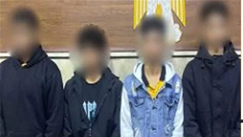 التحقيق مع 4 طلاب اعتدوا على مدرس داخل مدرسة بعين شمس