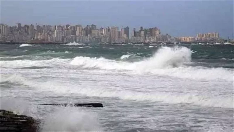 حالة الطقس في السويس اليوم.. 4 ظواهر جوية أبرزها الشبورة والأمطار احذرها  