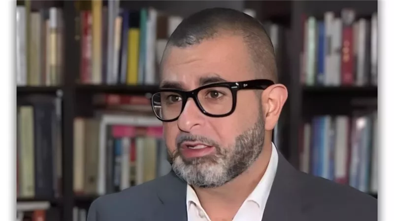 الصلاة عند حائط البراق.. رئيس التجمع الوطني المسيحي يدين زيارة 1000 قس للقدس