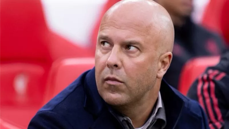 ليفربول يحدد بديل آرني سلوت لتدريب الفريق.. الاسم مفاجأة