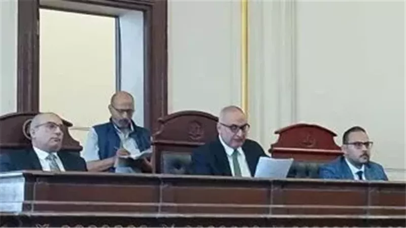 تأجيل محاكمة رئيس حى شرق الإسكندرية السابق فى قضية الرشوة للخميس المقبل