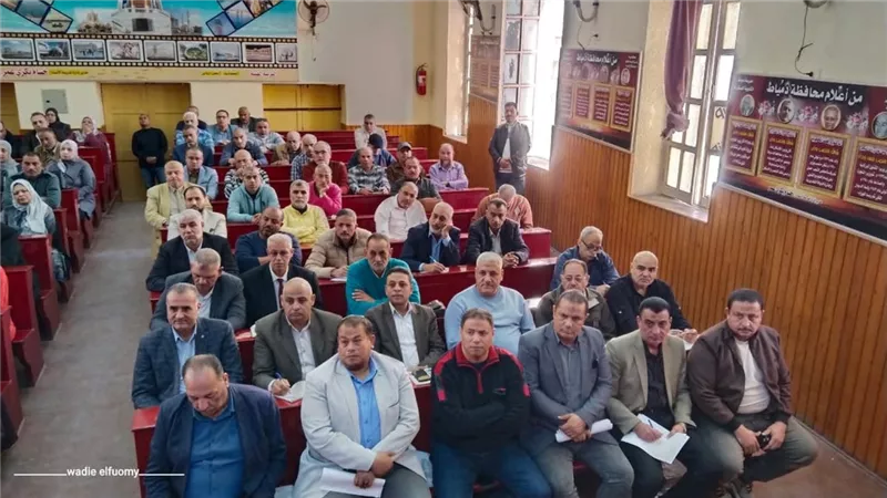 اجتماع موسع بدمياط لوضع استعدادات امتحانات نصف العام وتوجيهات حاسمة للانضباط