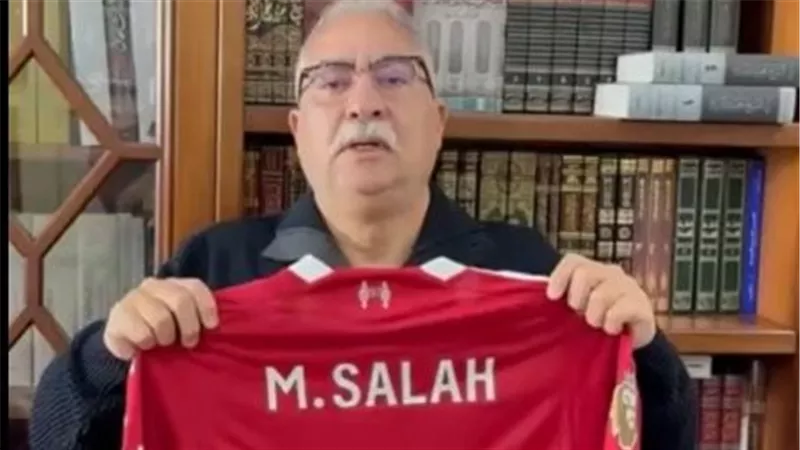 إبراهيم عيسى: محمد صلاح نموذج يحتذى به في الاجتهاد والنجاح